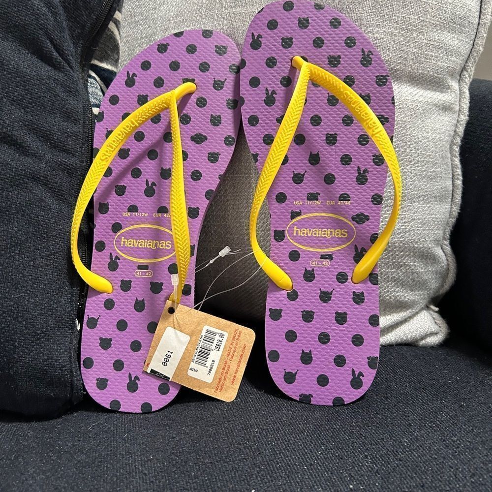 Havaianas Purple Cat Print Flip Flops with Yellow Straps